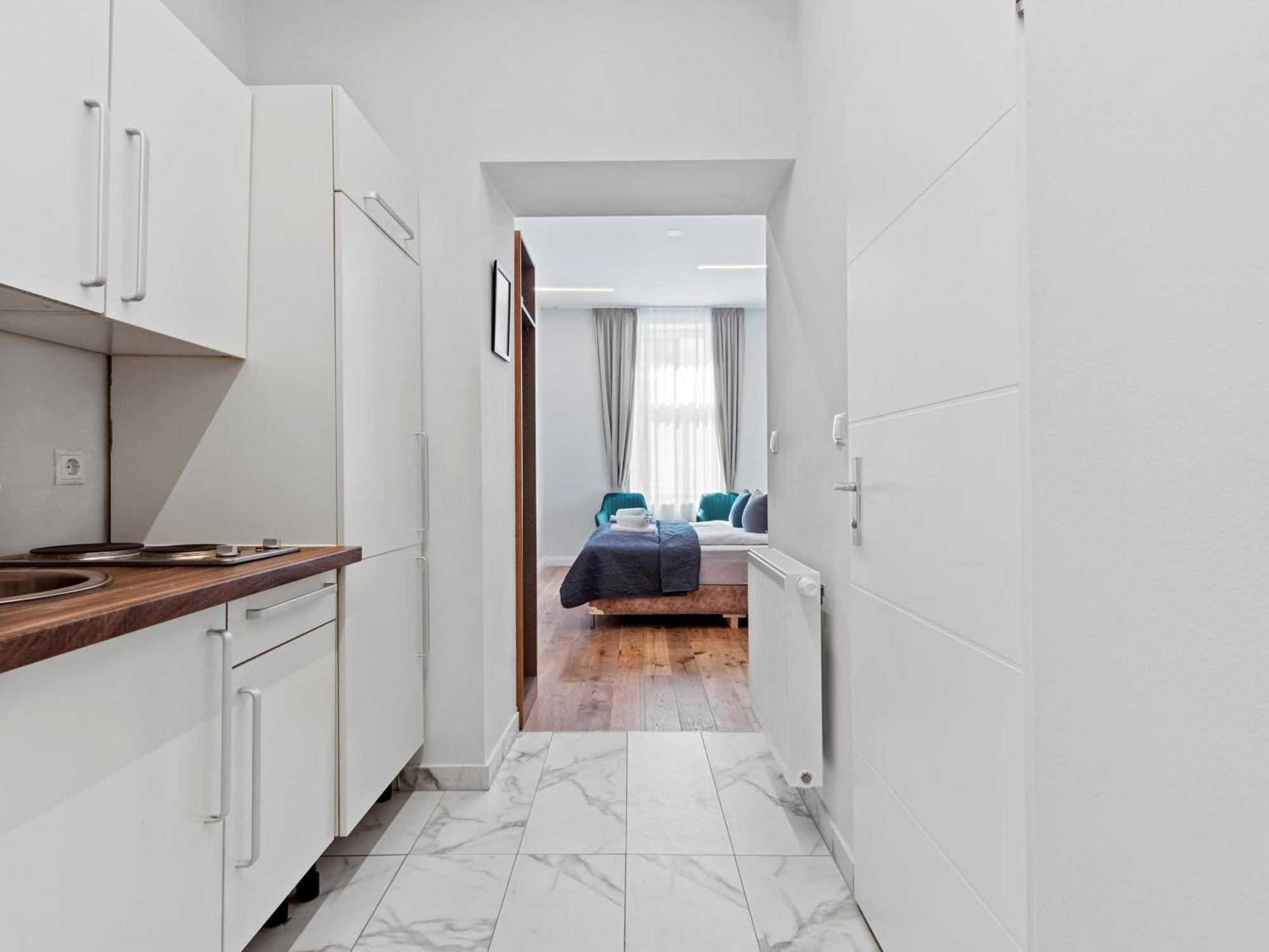 וינה Sky9 Apartments District 17 מראה חיצוני תמונה