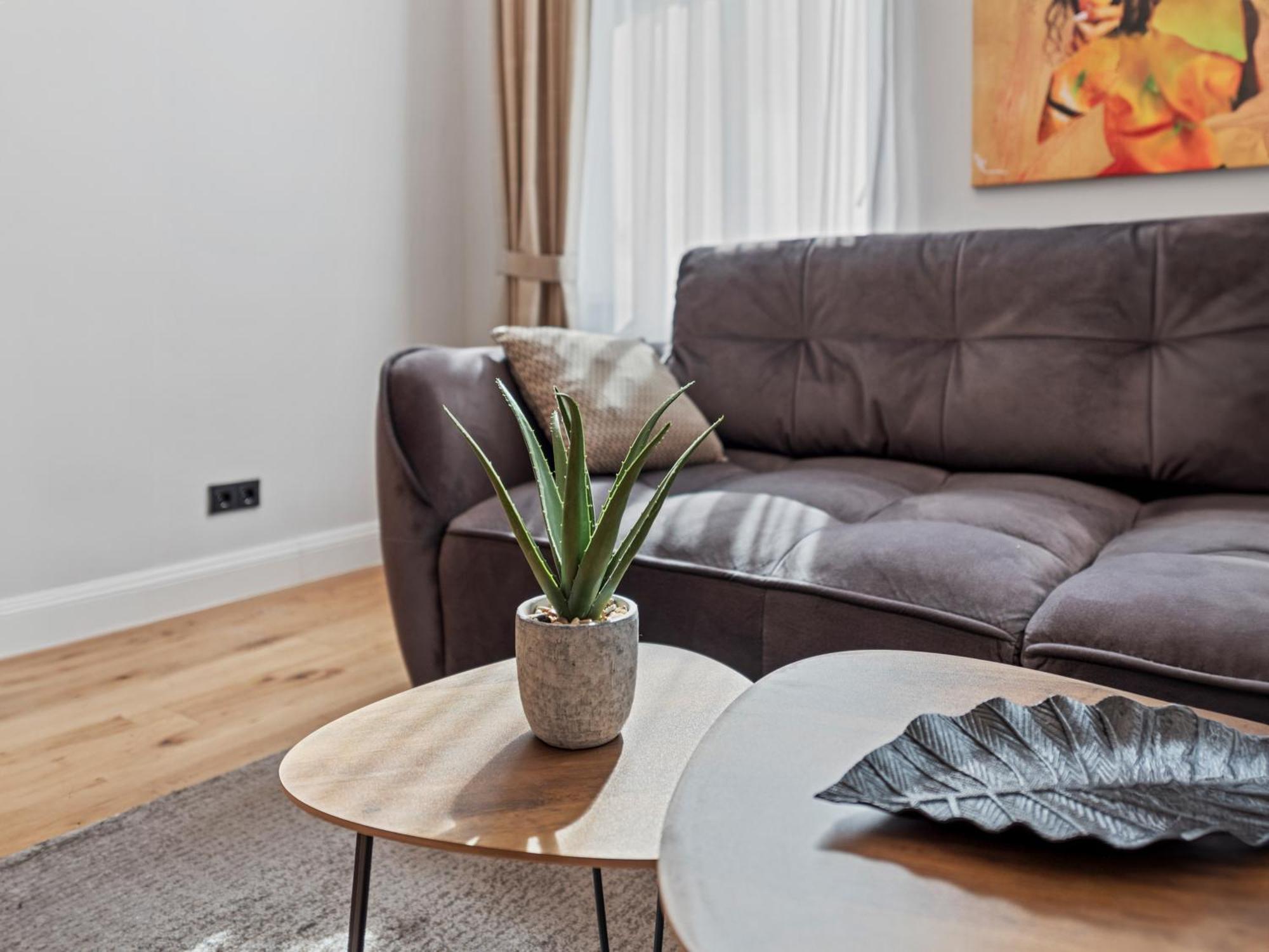 וינה Sky9 Apartments District 17 מראה חיצוני תמונה
