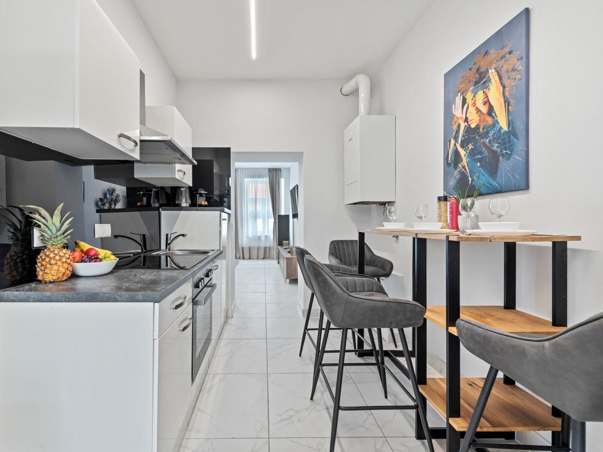 וינה Sky9 Apartments District 17 מראה חיצוני תמונה