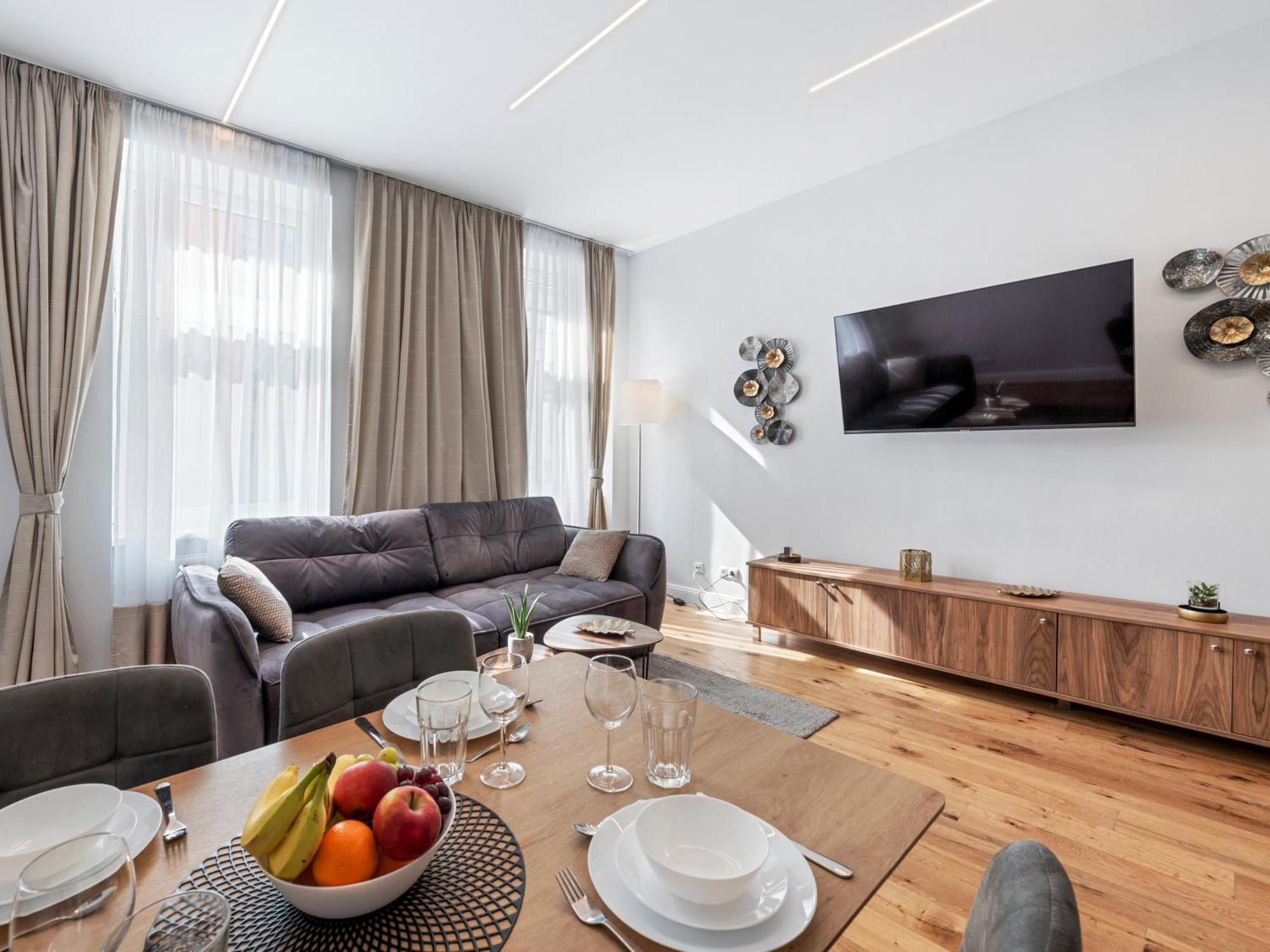 וינה Sky9 Apartments District 17 מראה חיצוני תמונה