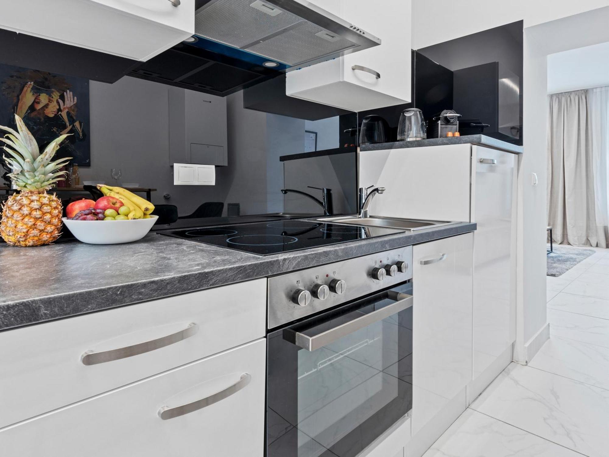 וינה Sky9 Apartments District 17 מראה חיצוני תמונה