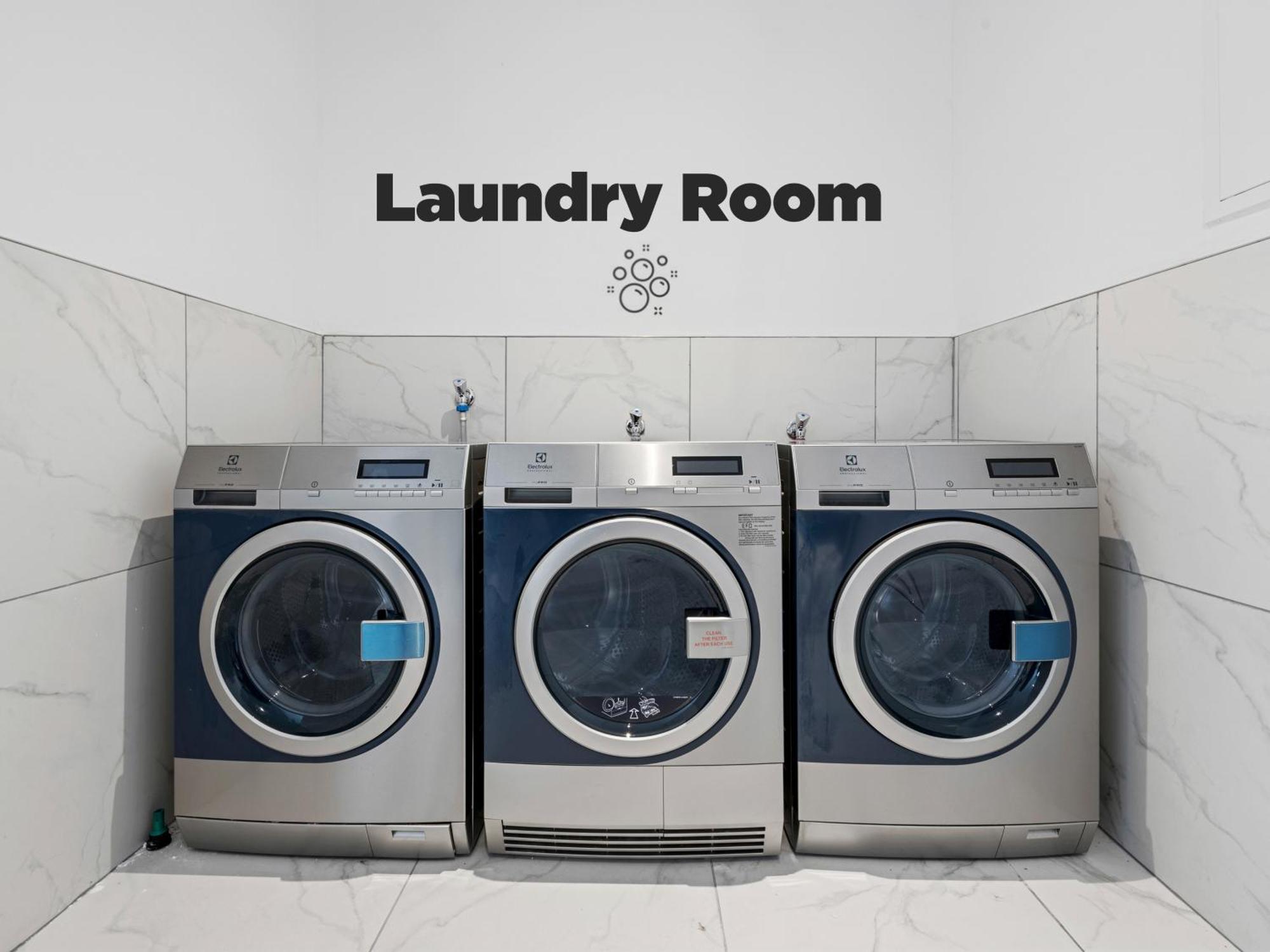 וינה Sky9 Apartments District 17 מראה חיצוני תמונה